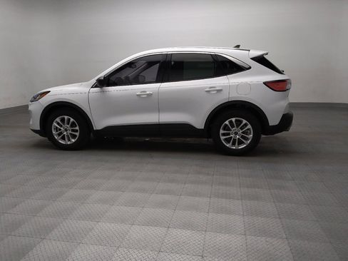 Used 2022 Ford Escape SE w/ Convenience Package FWD image 3