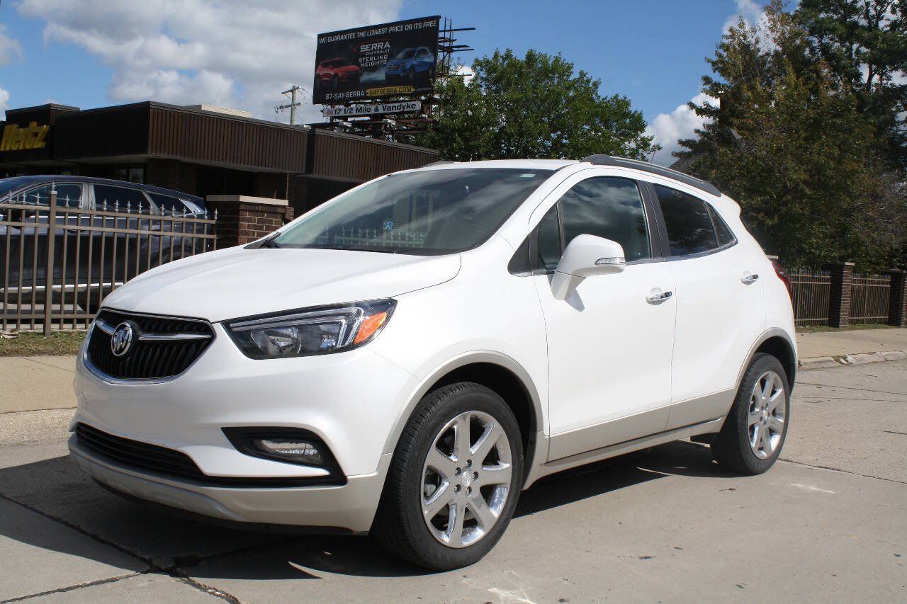 Used 2017 Buick Encore Preferred w/ Experience Buick Package FWD image 2