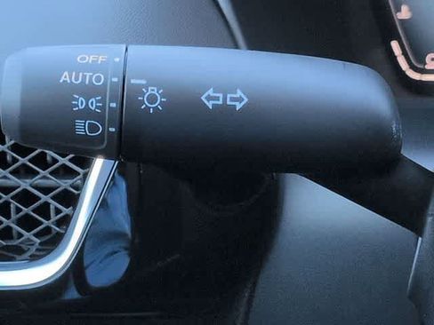 Certified 2025 Acura ADX FWD image 29