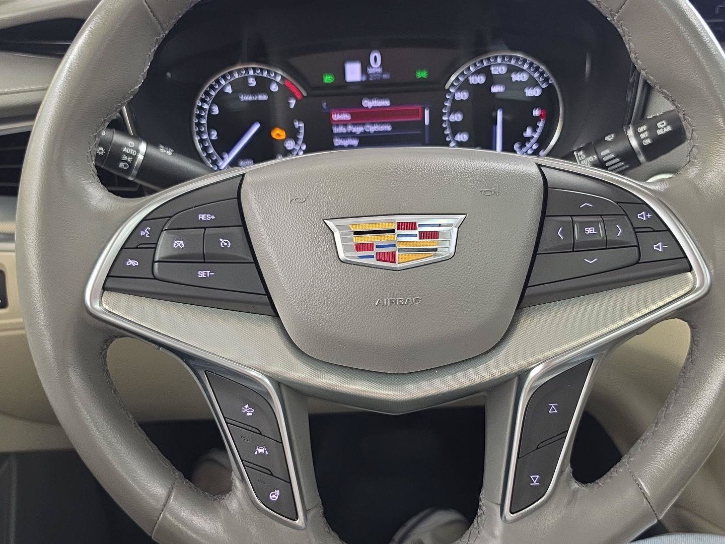 Used 2023 Cadillac XT5 Premium Luxury AWD/4WD image 9
