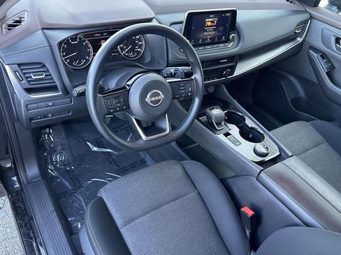 Used 2023 Nissan Rogue SV AWD/4WD image 11