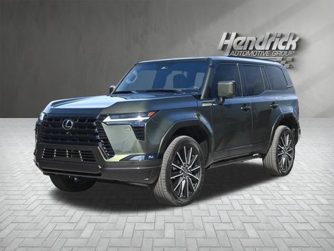 Used 2026 Lexus GX 550 w/ Accessory Package (2T) image 8