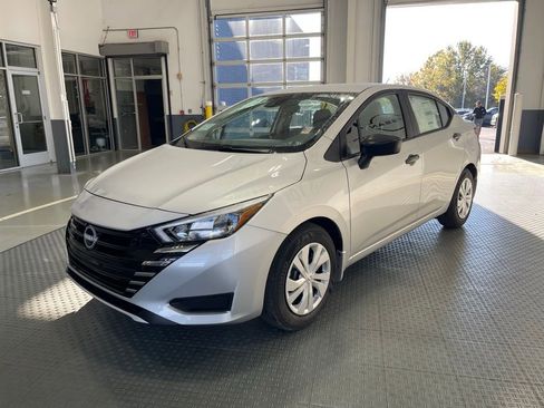 New 2025 Nissan Versa S w/ Trunk Package image 4