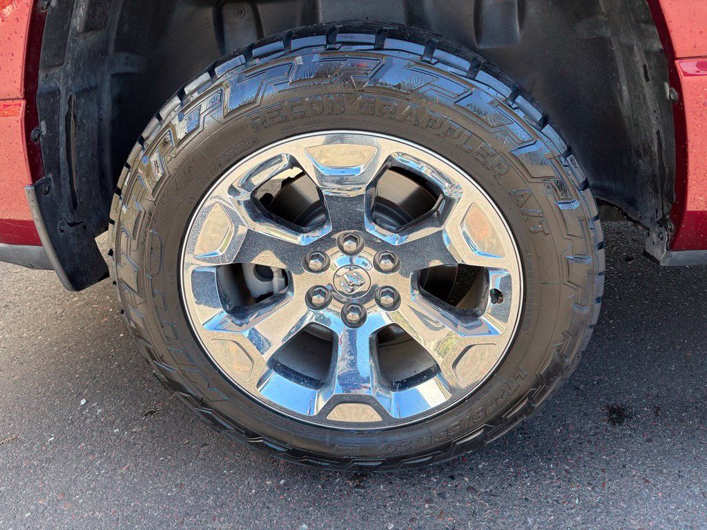 Used 2020 RAM 1500 Big Horn AWD/4WD image 5