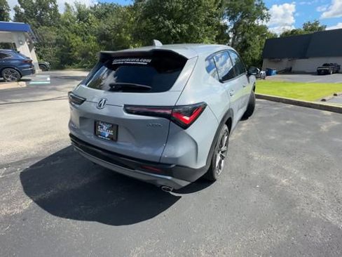 Used 2025 Acura ADX A-Spec FWD image 9