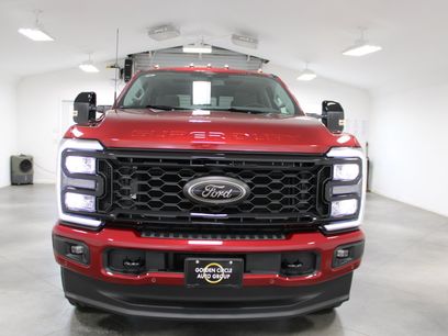New 2026 Ford F250 Lariat w/ Black Appearance Package