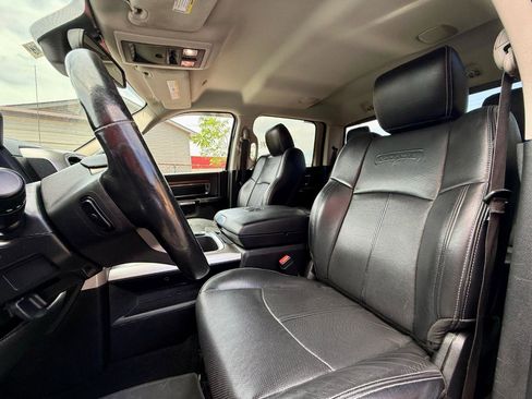 Used 2018 RAM 3500 Laramie AWD/4WD image 18