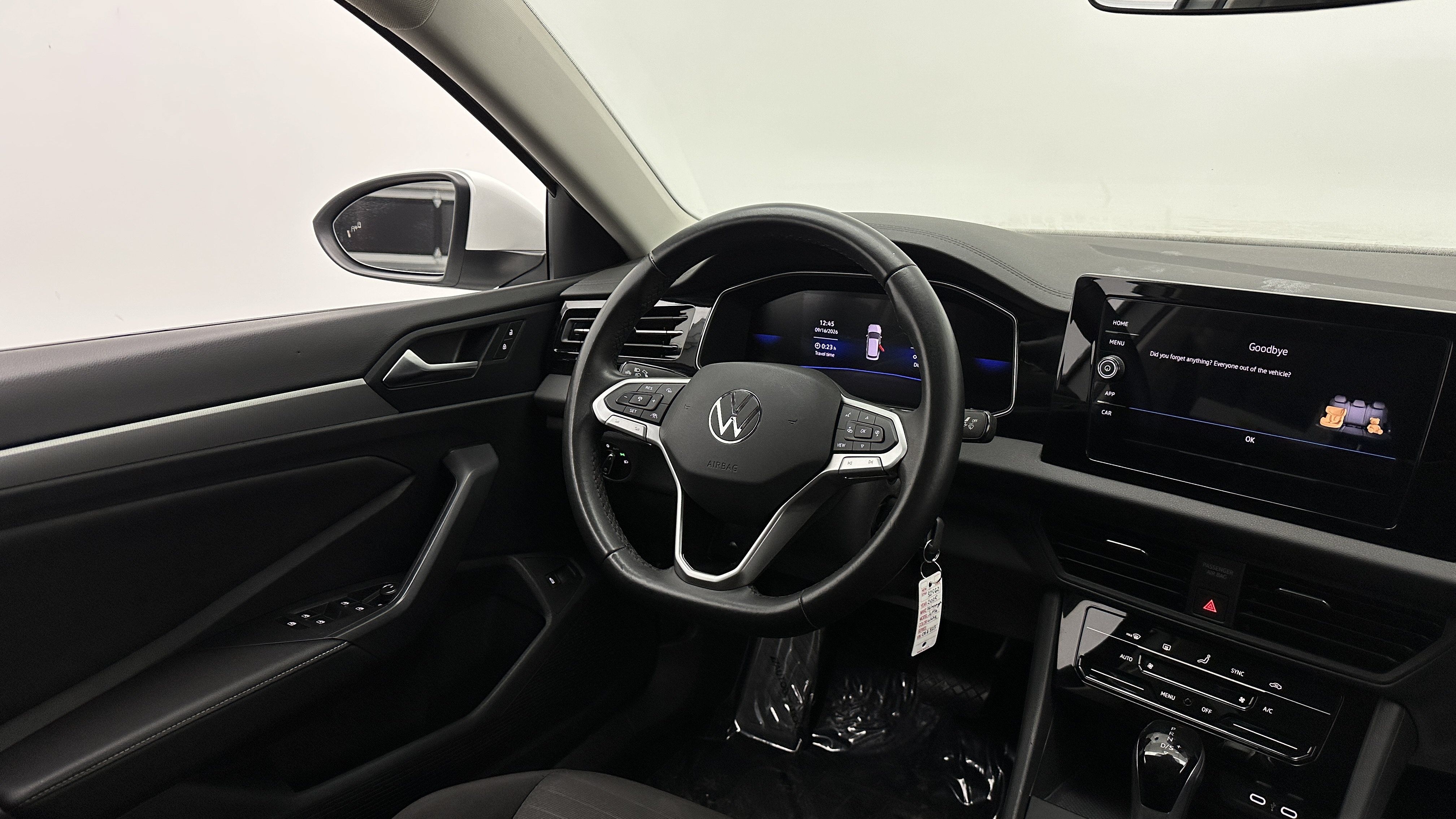 Used 2025 Volkswagen Jetta S FWD image 27