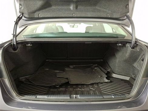 Used 2020 Subaru Legacy Limited w/ Popular Package #3 image 29