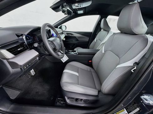 New 2026 Toyota Camry SE FWD image 11