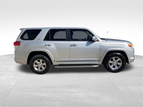Used 2013 Toyota 4Runner SR5 RWD image 4