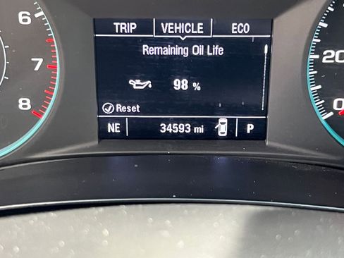 Used 2024 Chevrolet Malibu LT image 36