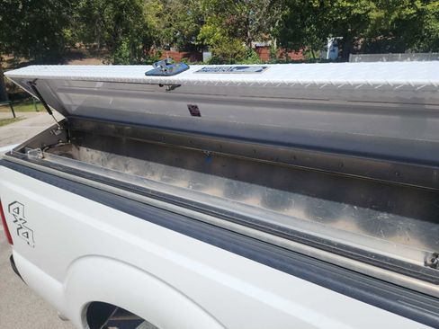 Used 2016 Ford F250 XL w/ Power Equipment Group image 14