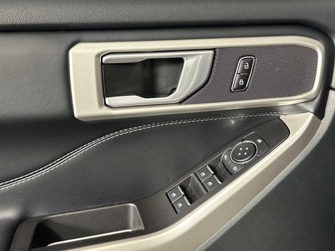 Used 2023 Ford Explorer XLT w/ Equipment Group 202A image 10