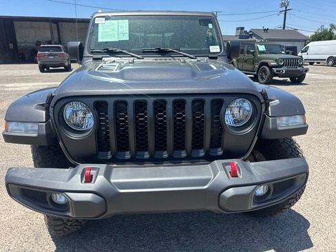 Used 2022 Jeep Gladiator Rubicon AWD/4WD image 2