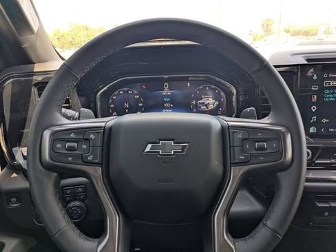 Used 2025 Chevrolet Silverado 1500 ZR2 w/ Technology Package AWD/4WD image 23