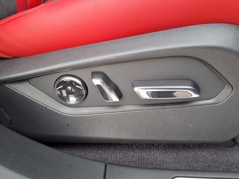 Used 2025 Acura RDX A-Spec image 6