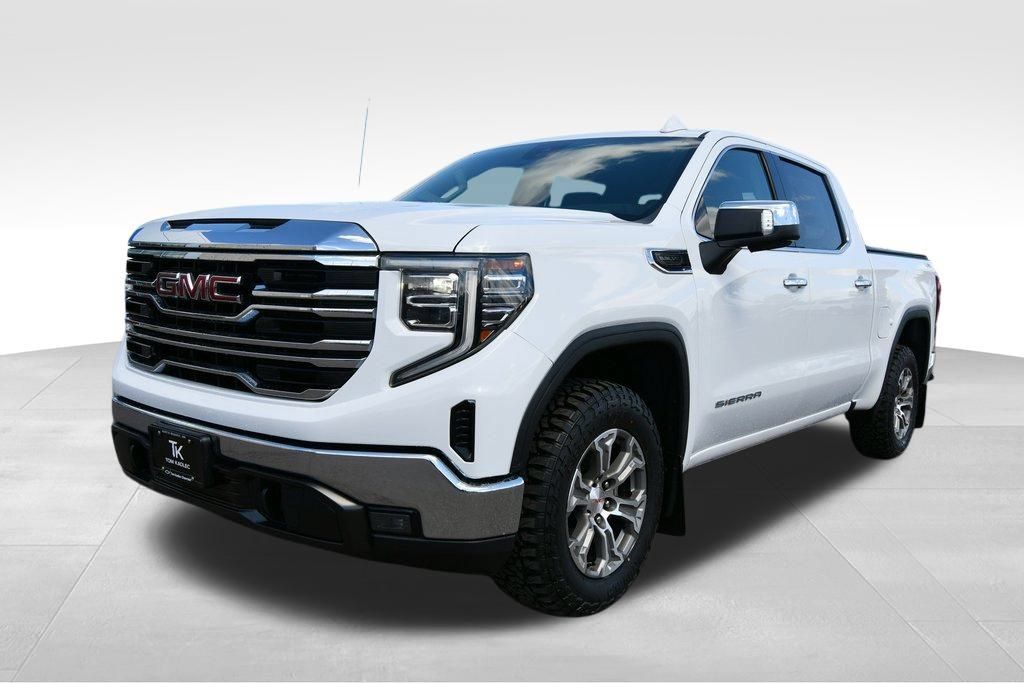 Used 2023 GMC Sierra 1500 SLT w/ SLT Convenience Package AWD/4WD image 2