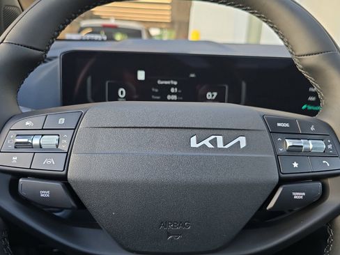 New 2026 Kia Sportage X-Line w/ X-Line Technology Package image 20