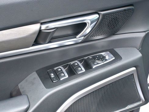 Used 2025 Kia Telluride EX X-Line image 29