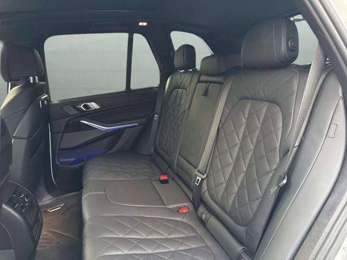 Used 2024 BMW X5 sDrive40i w/ M Sport Package image 17