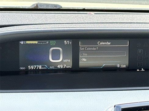 Used 2019 Toyota Prius L Eco image 27