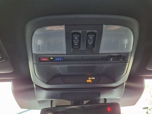 Certified 2025 Subaru Crosstrek 2.5i Sport w/ Crosstrek Mirror Package image 17