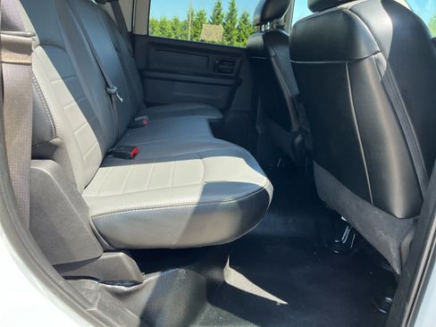 Used 2022 RAM 1500 Tradesman w/ Chrome Appearance Group AWD/4WD image 27