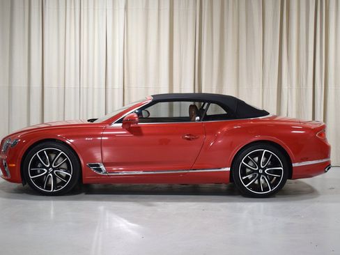 Certified 2023 Bentley Continental GT Azure image 17