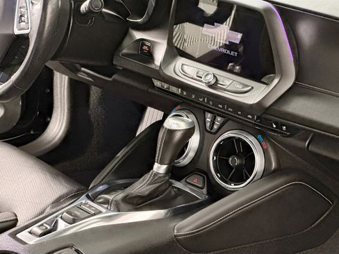 Used 2020 Chevrolet Camaro SS image 31