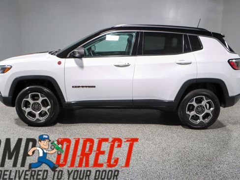 Used 2022 Jeep Compass Trailhawk w/ Trailhawk Convenience Group image 10