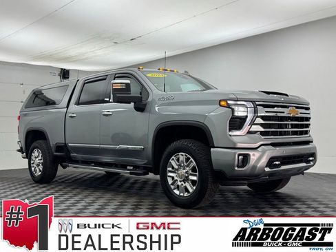 Used 2024 Chevrolet Silverado 2500 High Country w/ Technology Package image 1