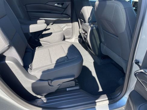 New 2026 Chevrolet Traverse LT w/ Driver Confidence Package image 34