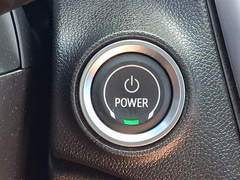 Used 2023 Chevrolet Bolt LT FWD image 23
