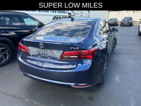 Used 2015 Acura TLX FWD image 4