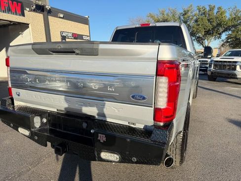 Used 2019 Ford F250 Platinum image 12