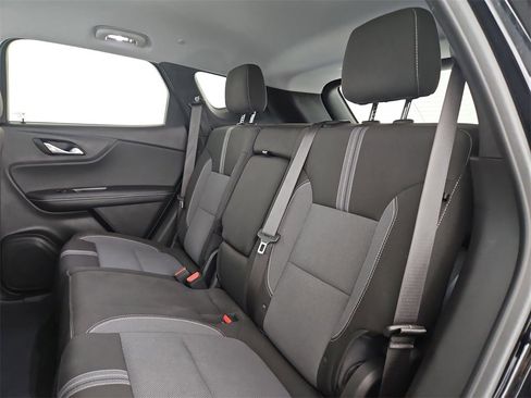 Used 2024 Chevrolet Blazer LT image 30