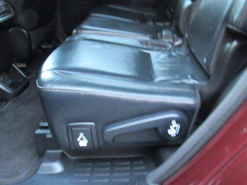 Used 2016 Toyota Highlander XLE w/ Protection Package #3 AWD/4WD image 17