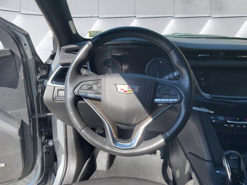 Certified 2025 Cadillac XT6 Premium Luxury w/ Platinum Package AWD/4WD image 13