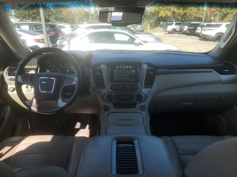 Used 2019 GMC Yukon XL Denali w/ Denali Ultimate Package image 9