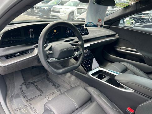 Used 2025 Lucid Air Grand Touring AWD/4WD image 32