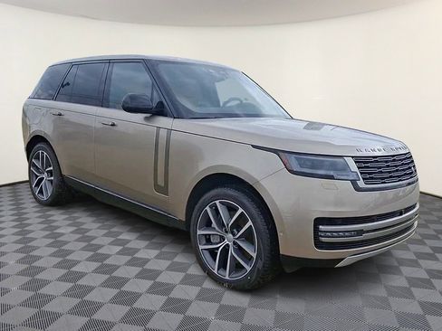New 2025 Land Rover Range Rover SE image 2