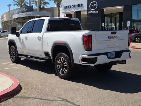 Used 2020 GMC Sierra 2500 AT4 w/ AT4 Premium Package AWD/4WD image 3