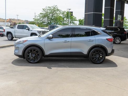 Used 2022 Ford Escape Titanium w/ Titanium Elite Package AWD/4WD image 4