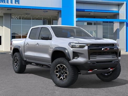 New 2026 Chevrolet Colorado ZR2 w/ Technology Package AWD/4WD image 7