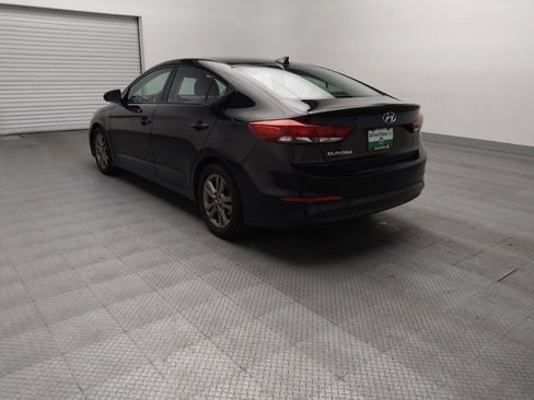 Used 2018 Hyundai Elantra SEL w/ Cargo Package FWD image 5