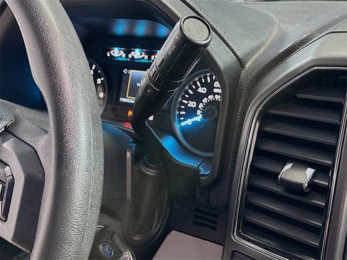 Used 2018 Ford F150 XLT w/ XTR Package image 17