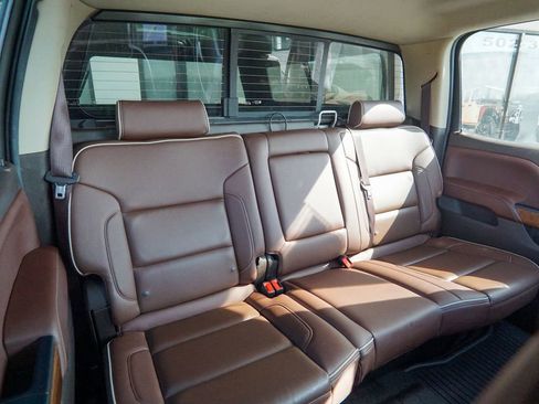 Used 2018 Chevrolet Silverado 1500 High Country image 32