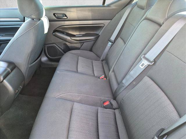 Used 2023 Nissan Altima 2.5 SV FWD image 24