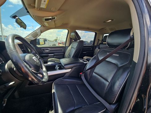 Used 2020 RAM 1500 Laramie RWD image 16